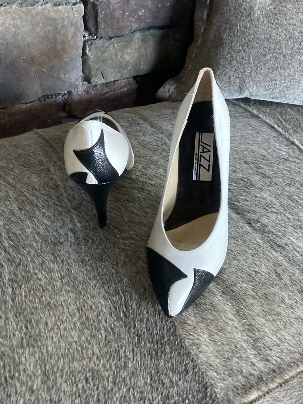 Vintage Jazz Brand Spectator Pumps Retro Black White Leather Size 6